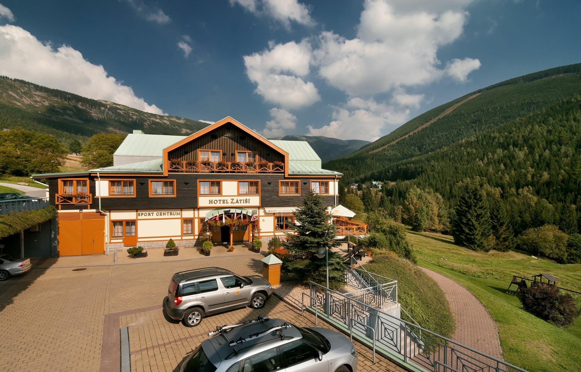 Hotel Zatisi Шпиндлерув-Млин Экстерьер фото